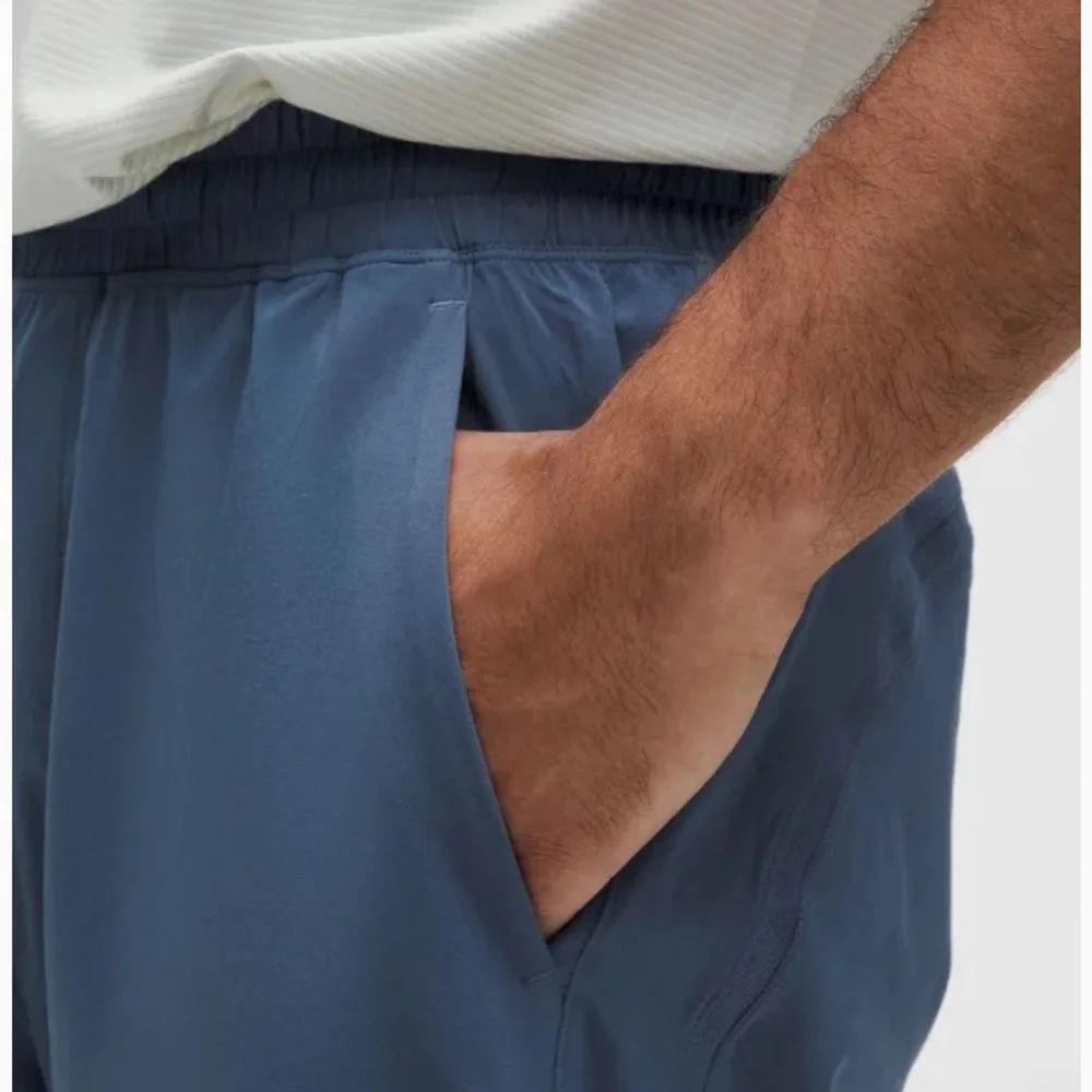 Lululemon athletica blue pace breaker Linerless shorts 9” inseam size large